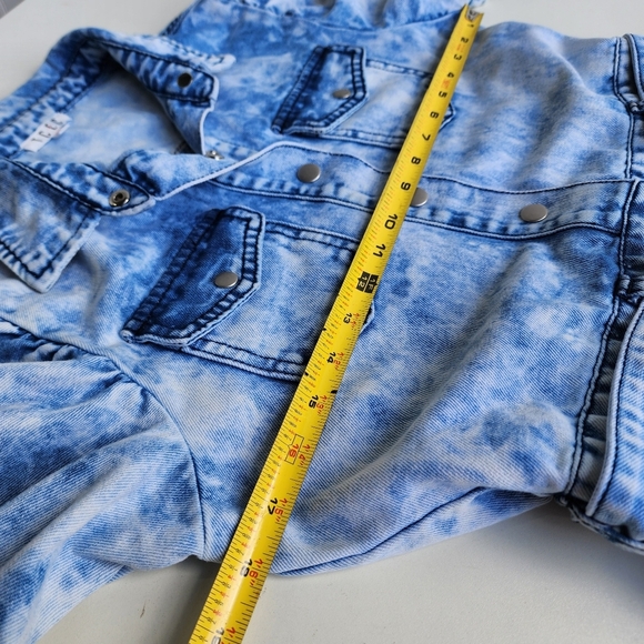 TCEC Womens Blue Light Wash Denim Playsuit Romper Short Sleeve Snap Belted Sz M - Picture 12 of 16